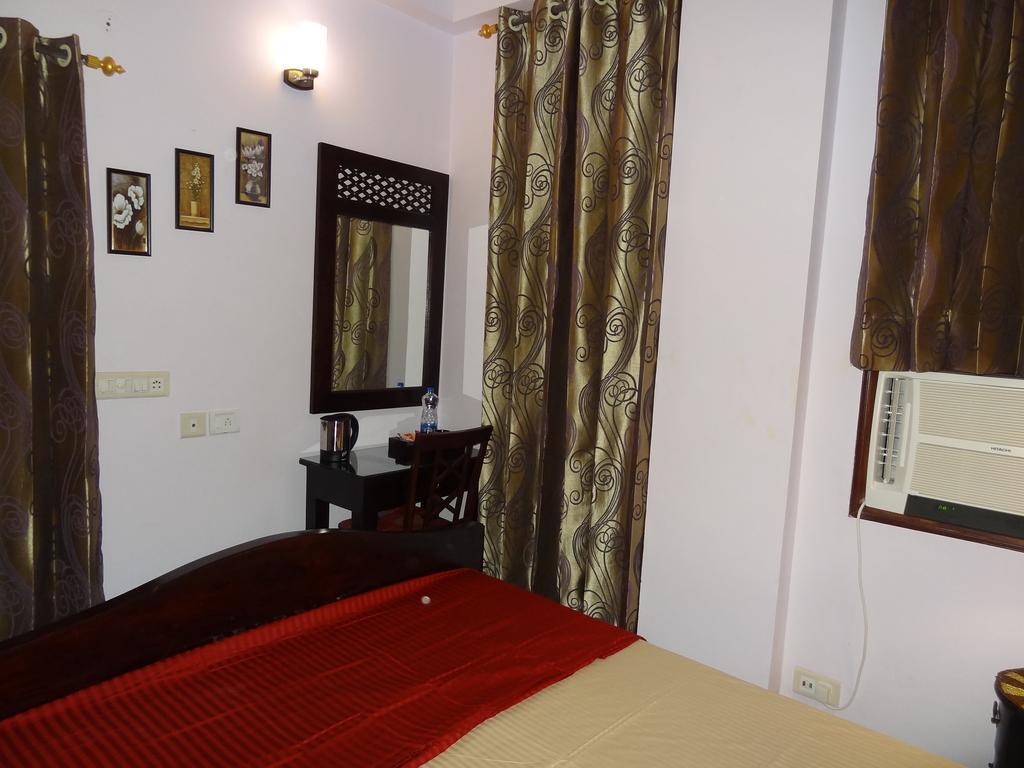 Tulsian Guest House & Apartments Jaipur Phòng bức ảnh